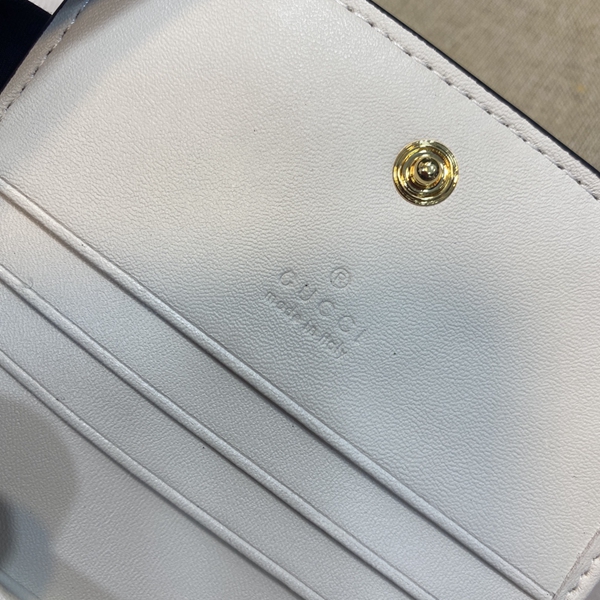 グッチ財布コピー角部分ディテール